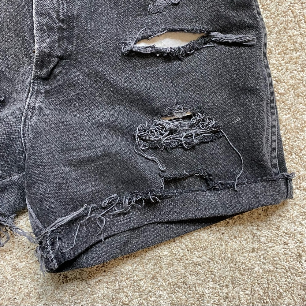 Vintage Wrangler Cut-Off Bermuda Jean Shorts - Picture 2 of 9